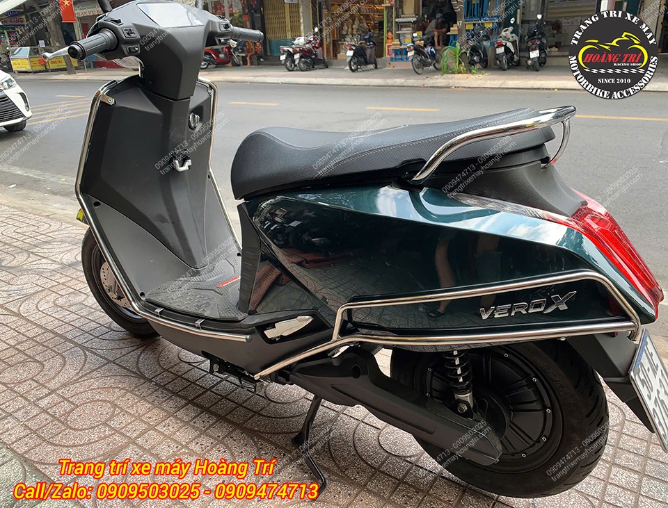 Dàn khung inox Vero X bảo vệ cả đèn hậu, phụ kiện đáng trang bị cho Vero X