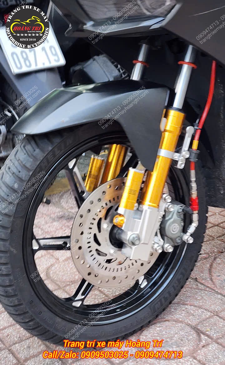 Phuộc trước KingHam CNC Airblade 125cc giúp dàn chân xe thêm cứng cáp và hiện đại hơn