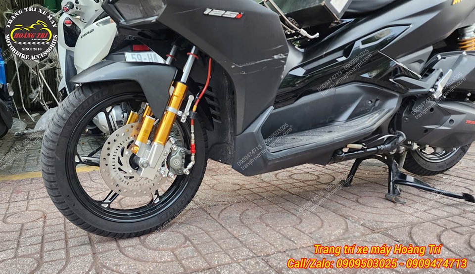 Tổng thể Honda Airblade 125cc nâng cấp phuộc KingHam CNC kết hợp phanh ABS đầy cá tính