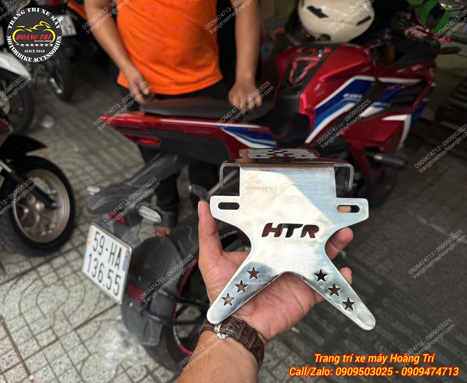 Trên tay pát biển số HTR inox chuẩn bị lắp cho Honda CBR150r phong cách thể thao