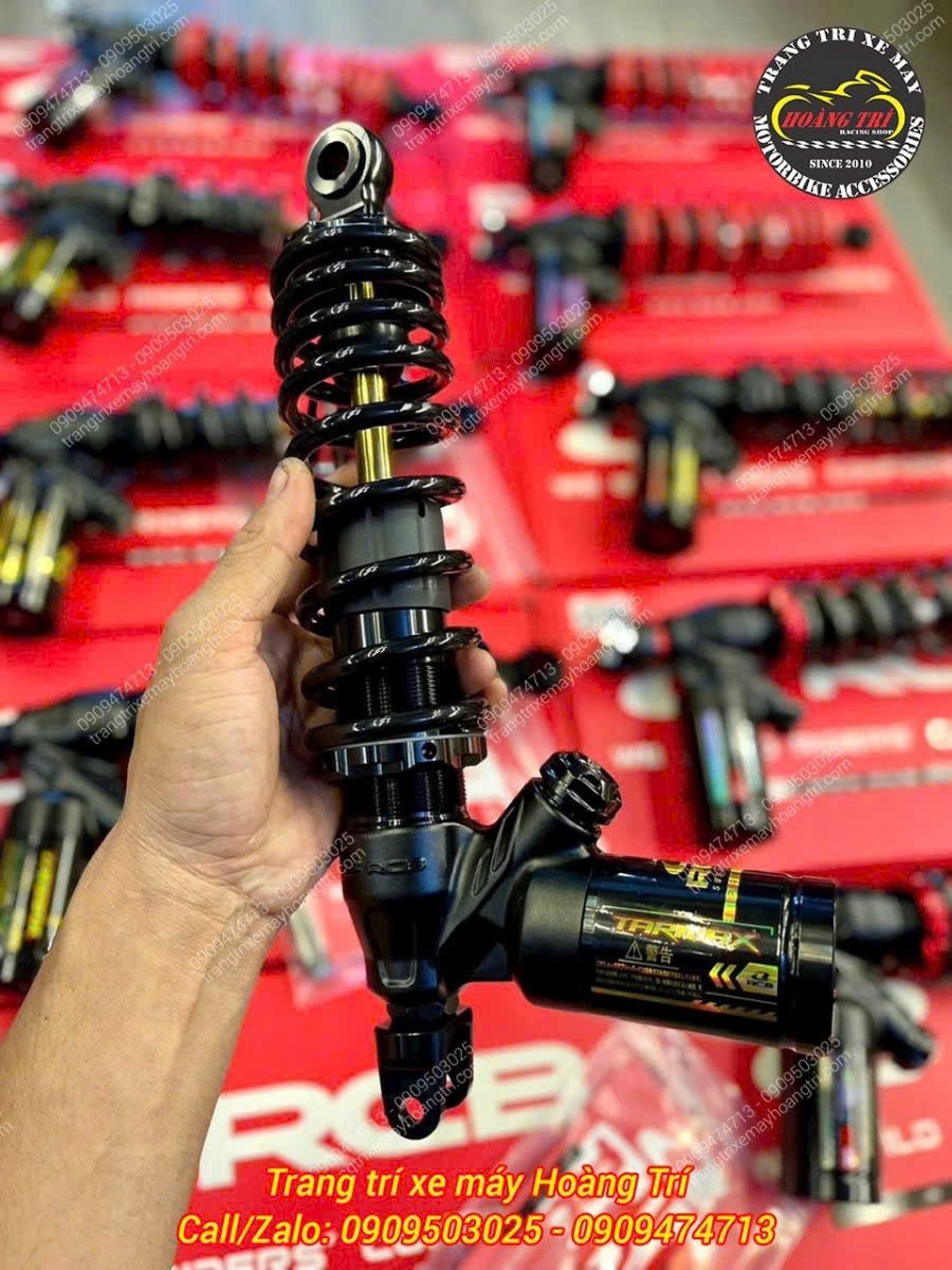 Cận cảnh phuộc Racing Boy Tarmax lò xo đen ti phuộc vàng mang phong cách mạnh mẽ và thể thao