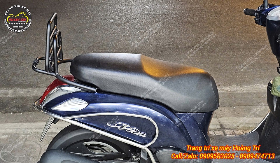 Nozza sau khi trang bị baga sau kiểu Vespa mang đến kiểu dáng sang trọng
