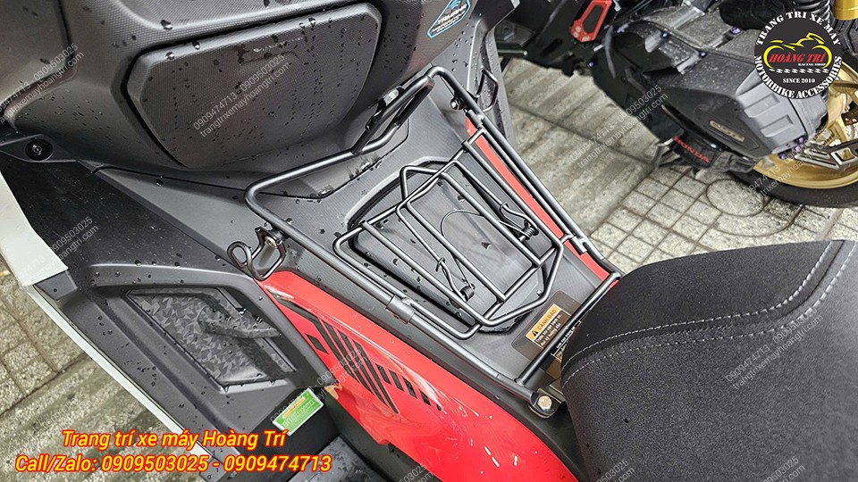 Góc nhìn baga giữa NVX V3 lắp hoàn thiện tăng không gian chở đồ