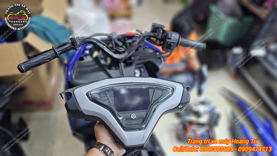 Cụm đồng hồ Yamaha NVX V2 chính là phụ kiện đầu tiên cần nâng cấp cho xế cưng