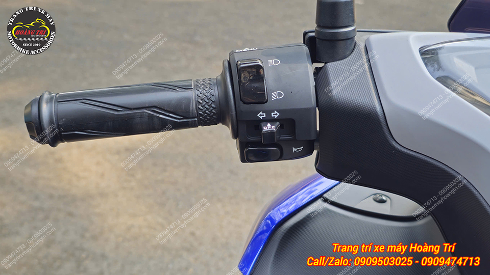 Cùm công tắc trái Yamaha NVX V2 hoạt động đầy đủ chức năng sau khi nâng cấp hoàn thiện