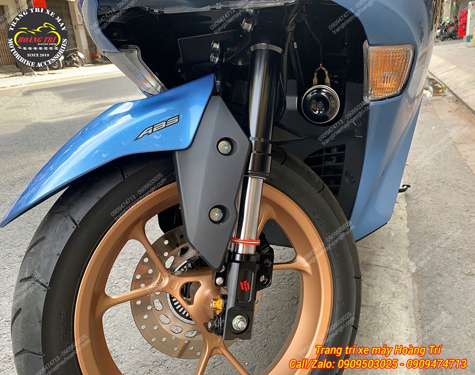 Chi tiết phuộc trước Kingham NVX V2 với thiết kế hiện đại và màu sắc đầy cá tính