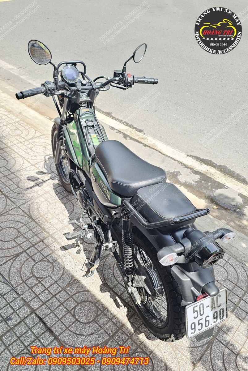 Góc nhìn từ trên Yamaha PG-1 ABS 2026 nguyên bản trước khi thay cặp vỏ không ruột
