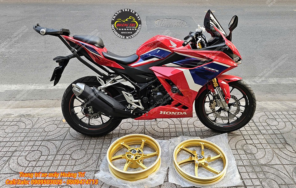 Đã chuẩn bị cặp mâm OZ X1R tông vàng gold cực cuốn hút chuẩn bị lắp cho xe