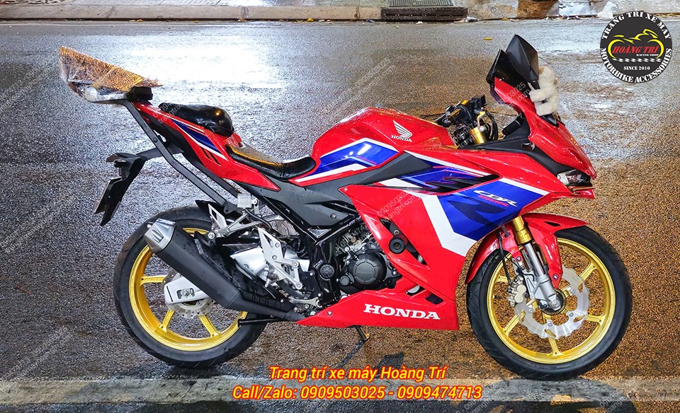 Honda CBR150R phối mâm 6 cây OZ X1R vàng tạo điểm nhấn thể thao đầy khác biệt