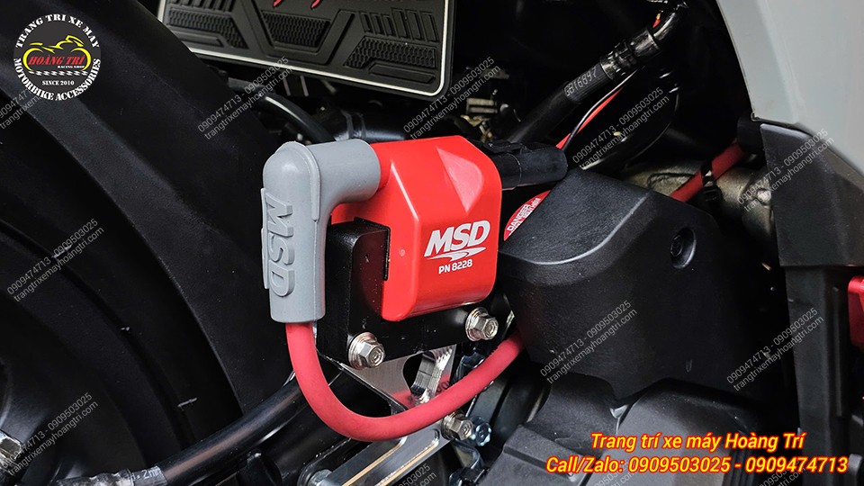 Cận cảnh mobin sườn MSD PN8228 nổi bật với dây đỏ tăng điểm nhấn thể thao cho SH