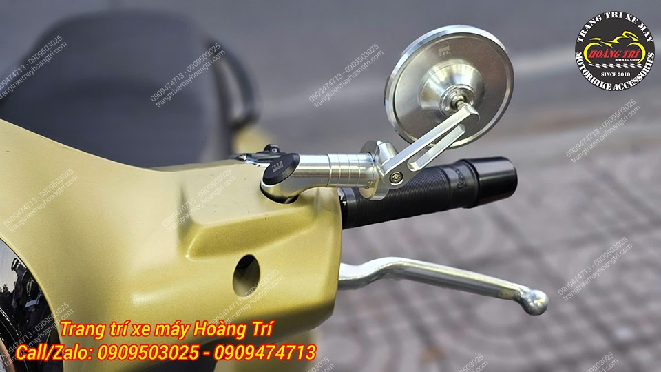 Chi tiết kính hậu Motogadget tạo điểm nhấn hiện đại cho Vespa GTS