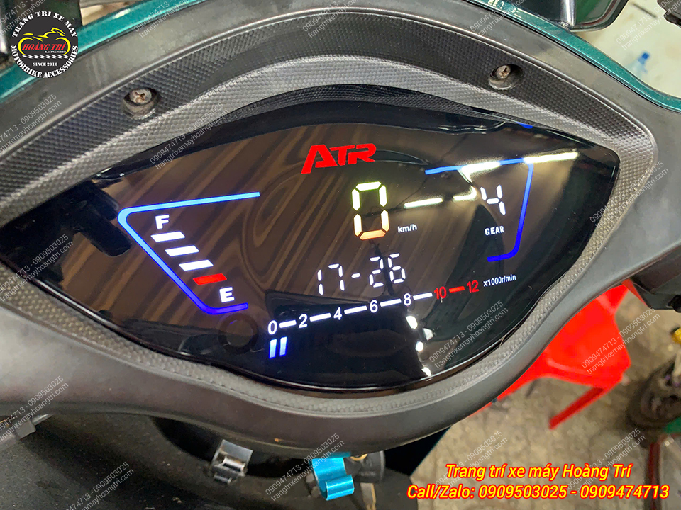 Đồng hồ điện tử ATR gắn Wave RS tăng vẻ hiện đại và hỗ trợ quan sát thông số tiện lợi