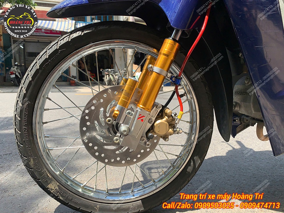 Bộ đôi phuộc KingHam và thắng đĩa trước giúp xe vận hành an toàn đẹp mắt