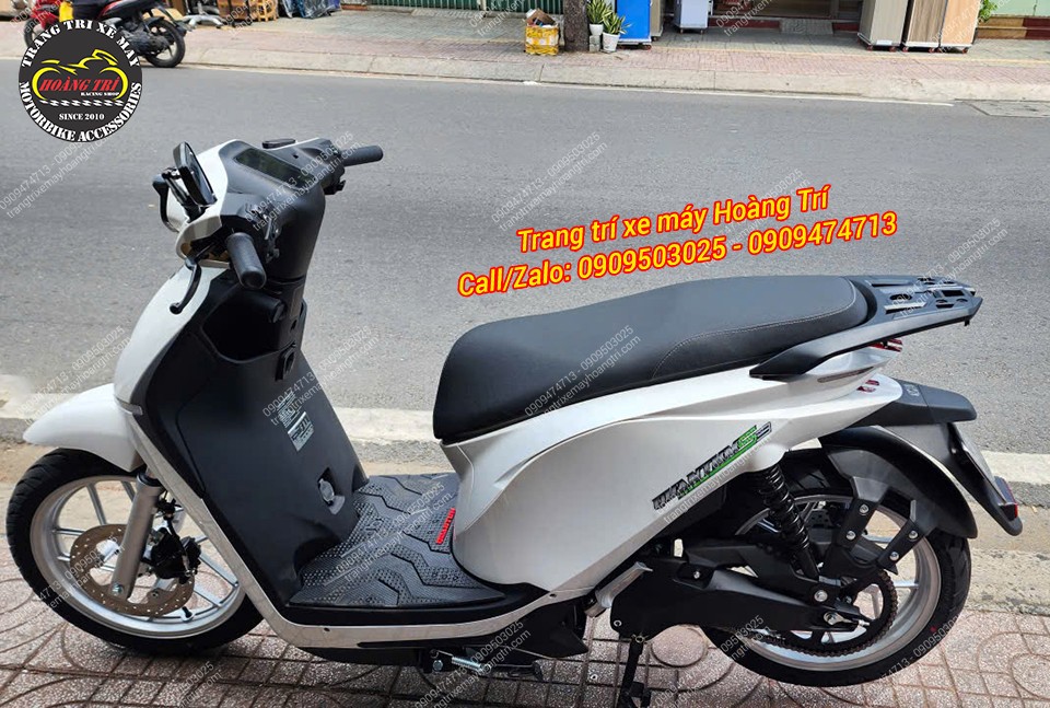 Kết hợp với đó là baga sau LBS mang đến phong cách mạnh mẽ, hiện đại