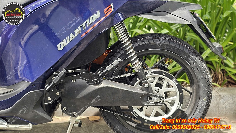 Chi tiết gác chân phụ HTR Datbike Quantum với kiểu dáng gọn gàng và hiện đại hơn