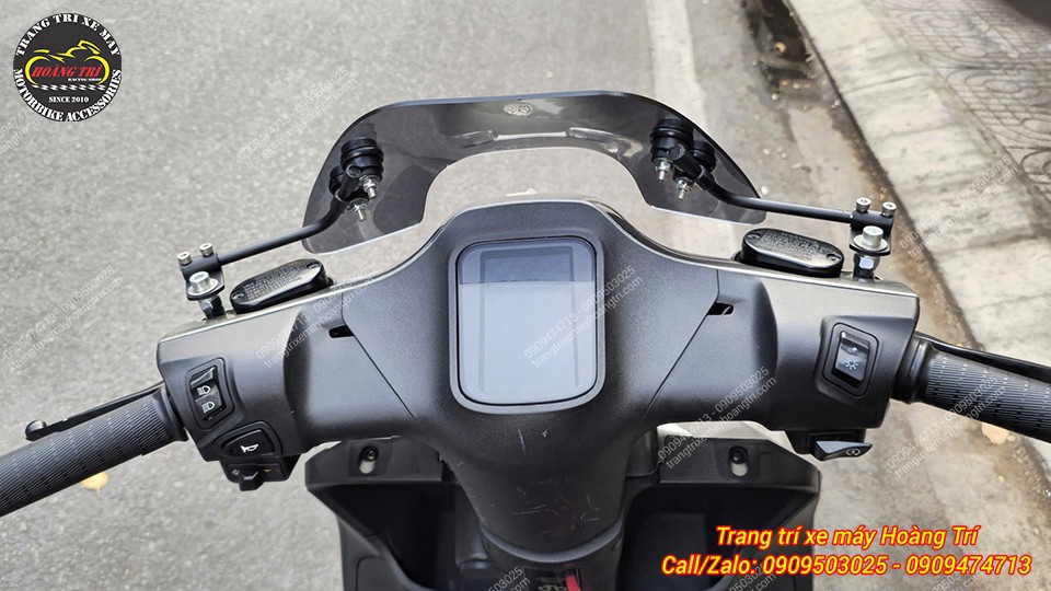 Góc nhìn người lái với kính chắn gió Datbike Quantum giúp trang trí xe thu hút hơn