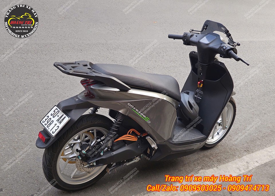 Tổng thể Datbike Quantum S3 nổi bật hơn sau khi nâng cấp móc treo đồ nhôm CNC chắc chắn
