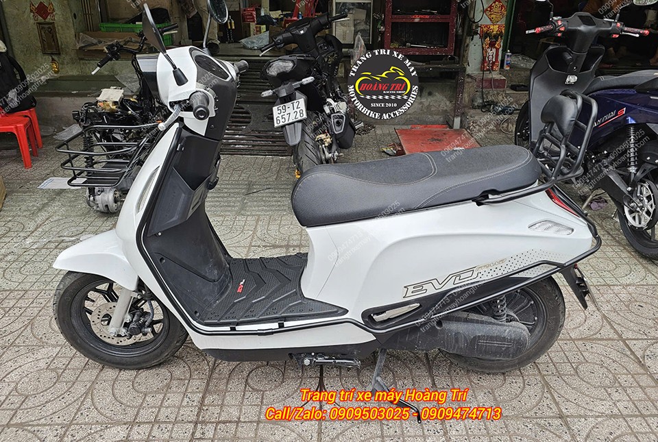 Vinfast EVO trang bị rổ trước BF Bike hỗ trợ tăng không gian chứa đồ hiệu quả