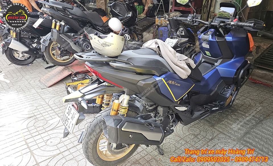 Hoàn thiện ADV 350 với thảm để chân NCL mang đậm phong cách hiện đại
