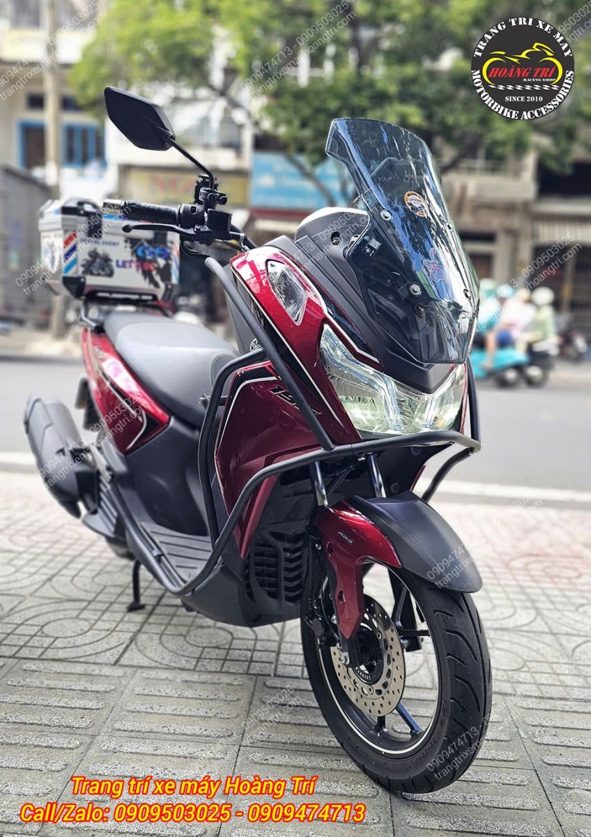 Khung bảo vệ HTR Yamaha Lexi 155 tạo điểm nhấn thể thao, hài hòa với tổng thể xe