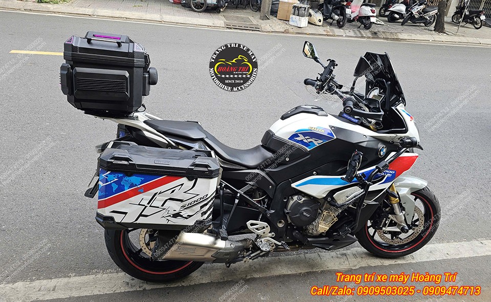 BMW S1000XR nâng cấp thùng RaBo Music RA9 tăng tiện ích và thẩm mỹ