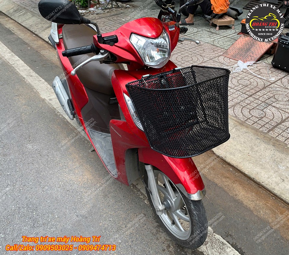 Góc nghiêng thể hiện khả năng hài hòa giữa rổ trước và thiết kế Vision