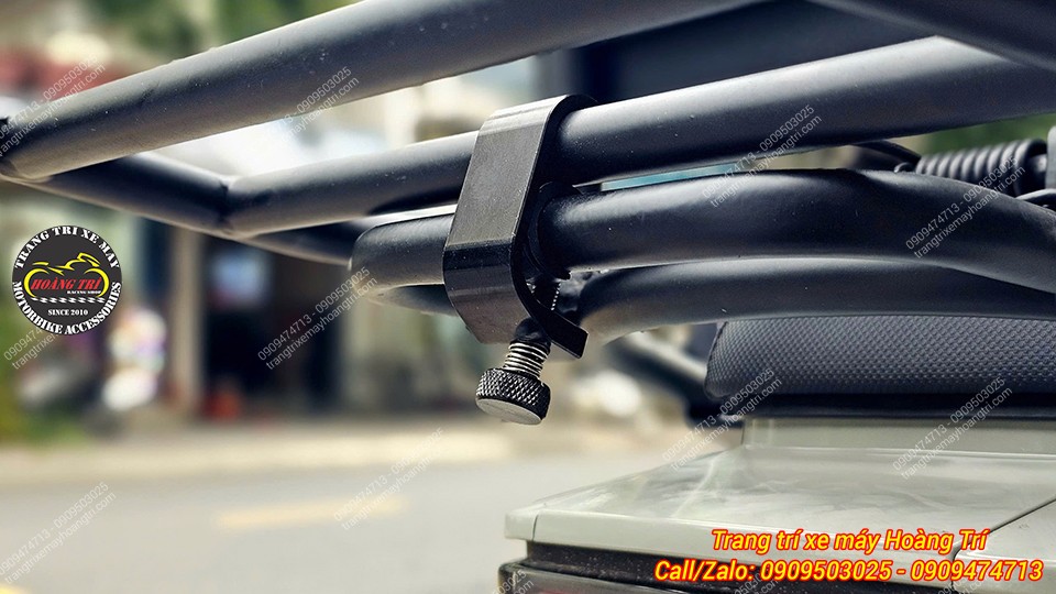 Pát kẹp baga giúp cố định baga sau chắc chắn và ổn định hơn trong suốt hành trình