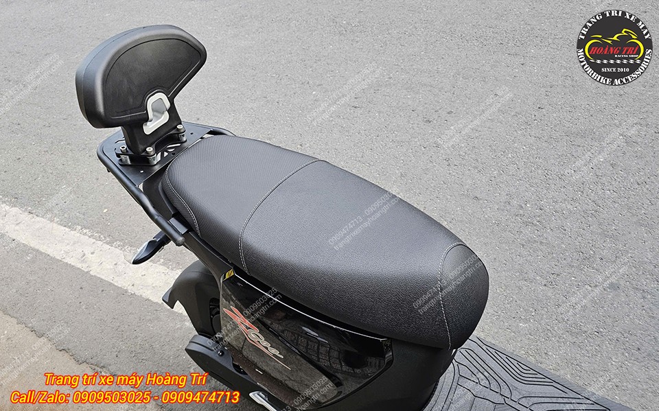 Combo baga sau và tựa lưng NMAX vừa hoàn thiện lắp đặt cho VinFast Zgoo chắc chắn, hài hòa