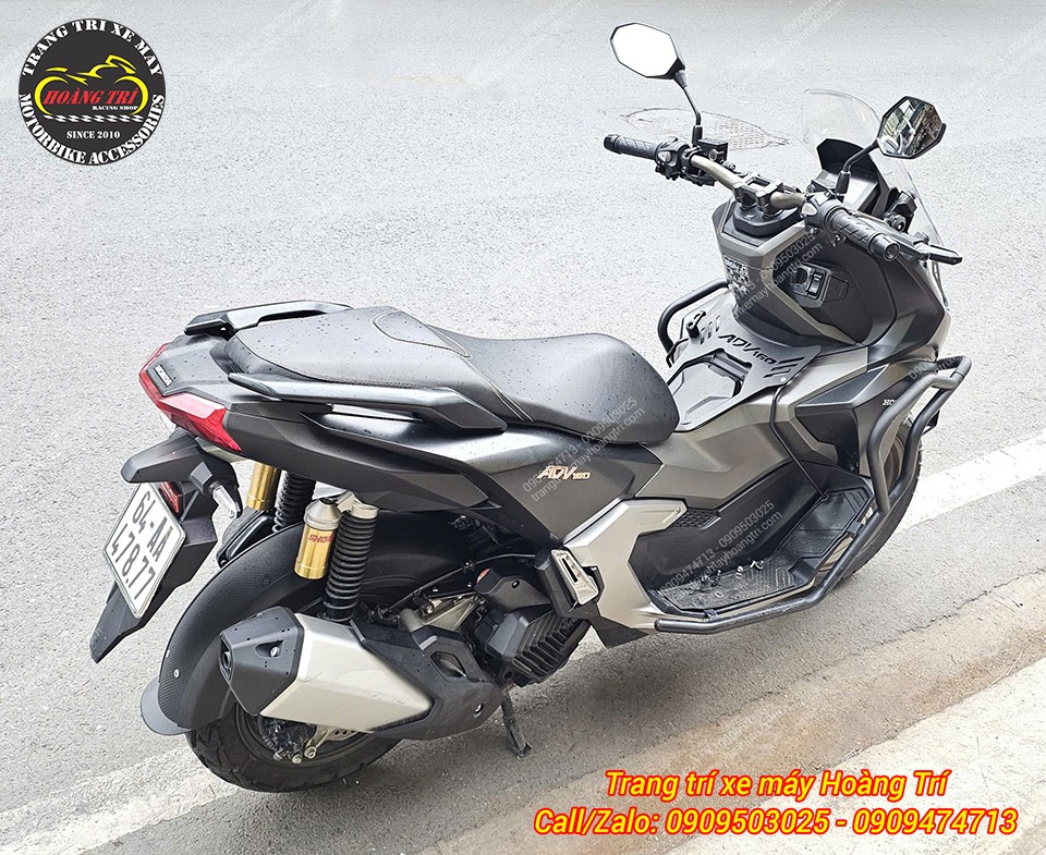 Chắn bùn nguyên khối Honda ADV 160 kết hợp hài hòa cùng phuộc sau và dàn chân xe