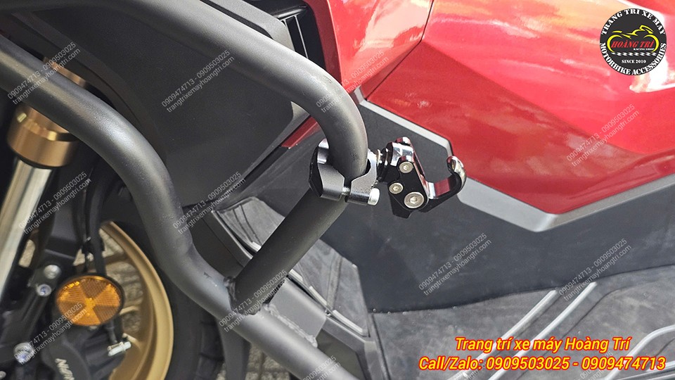 Chỉ cần mở móc treo Biker khi cần để tăng sự tiện lợi trong quá trình sử dụng