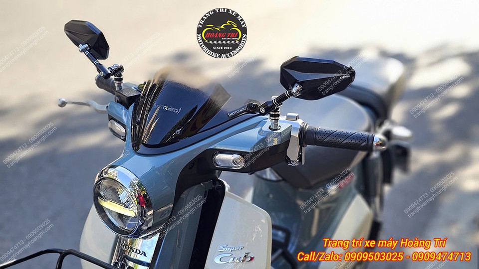 Góc nghiêng Super Cub kết hợp kính Motolord Thái Lan cùng kính hậu H2C MT xoay linh hoạt