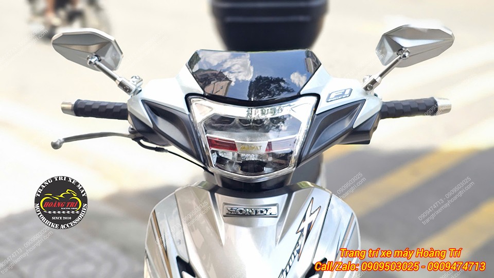 Honda Future X nổi bật ở góc chính diện với đèn LED 2 tầng Zhi.Pat và kính H2C MT V2