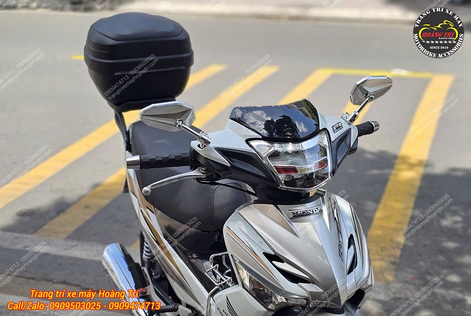 Từng phụ kiện đều góp phần tạo điểm nhấn khác biệt về màu sắc và phong cách cho xe