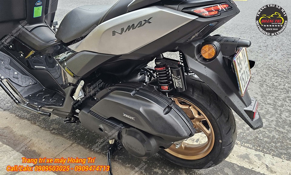 Phuộc được trang bị bình dầu nên cải thiện hiệu suất nhún vượt trội cho xe NMAX 155