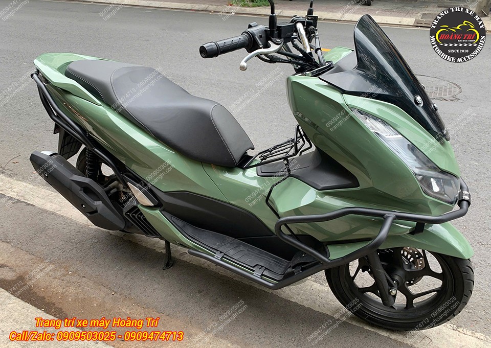 Toàn cảnh Honda PCX 160 hoàn thiện khung chống đổ HTR, tăng khả năng bảo vệ khi di chuyển
