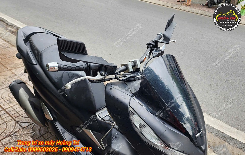 Cặp kính hậu Shenao lắp trên PCX 160 tạo diện mạo thể thao, cân đối khu vực ghi đông