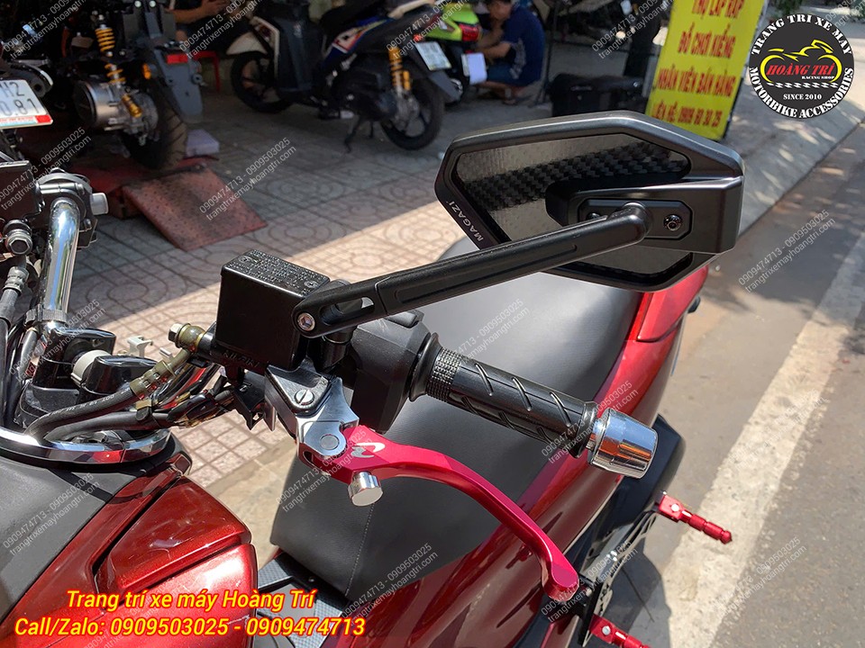 Kính hậu Magazi H3469 lắp trên Honda PCX 2018, tăng thẩm mỹ và mở rộng góc quan sát hiệu quả