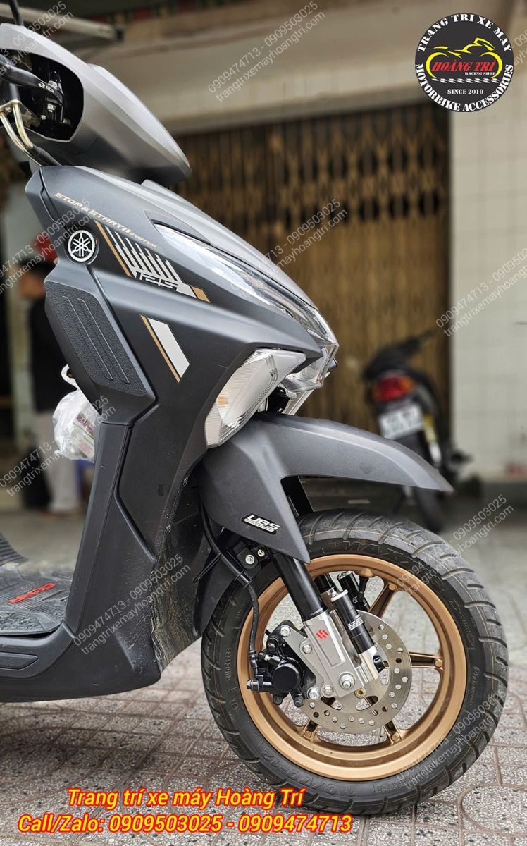Toàn cảnh phần đầu Yamaha Gear sau nâng cấp phuộc Kingham, tạo diện mạo khỏe khoắn và hiện đại