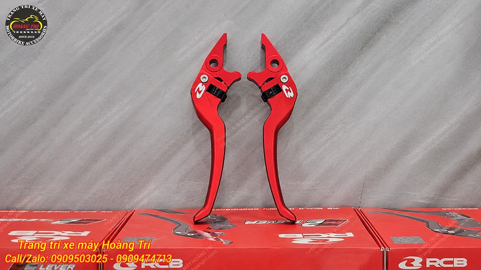 Tay thắng Racing Boy E2 màu đỏ nổi bật, mang đến diện mạo cá tính và thu hút hơn