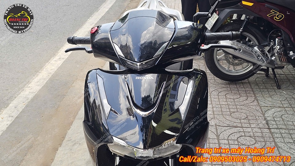 Trực diện Honda SH 2026 kết hợp tay thắng Racing Boy E2, tăng phong cách thể thao và sự nổi bật