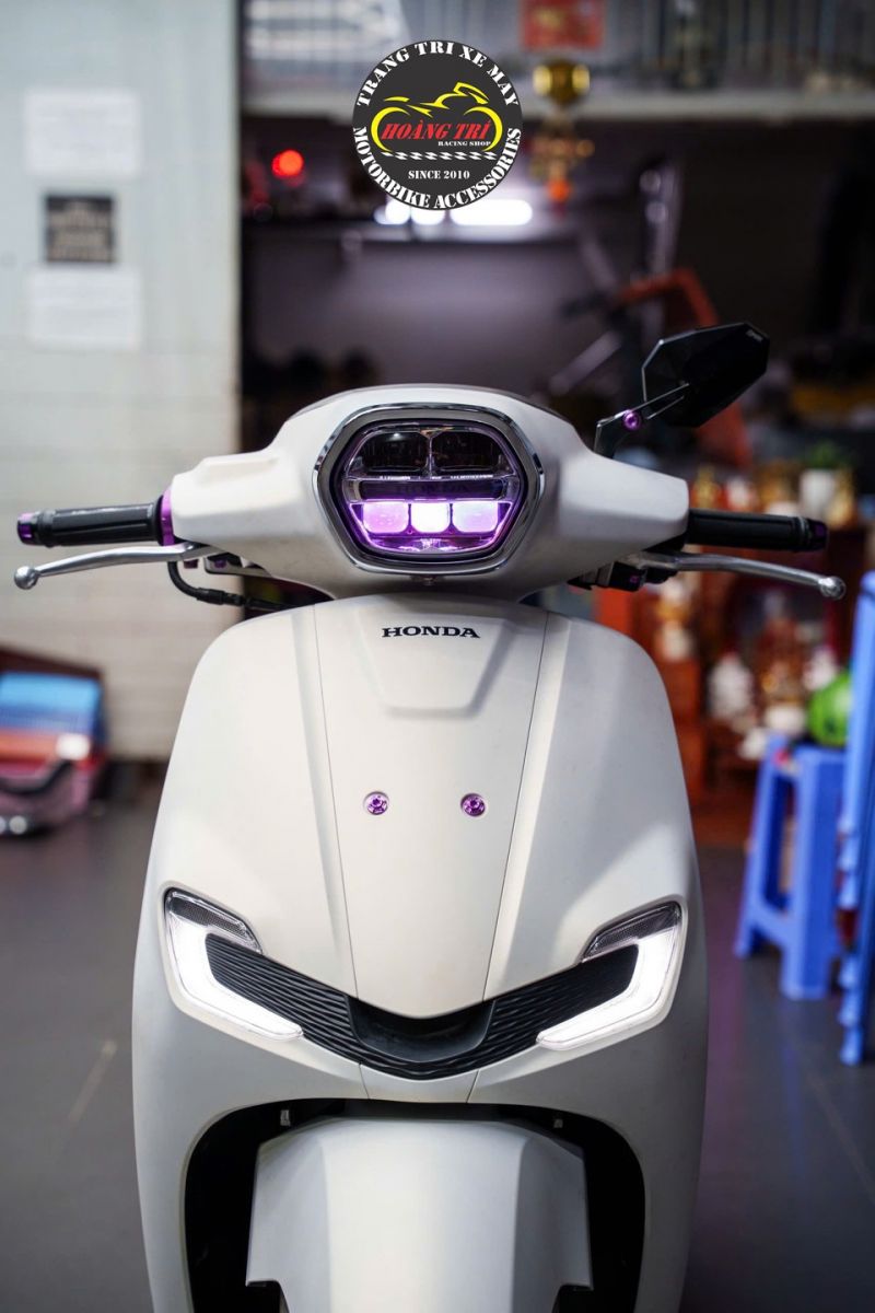 Honda Stylo 160 cá tính hơn nhờ đèn bi cầu Aozoom Extra 3 đầy ấn tượng