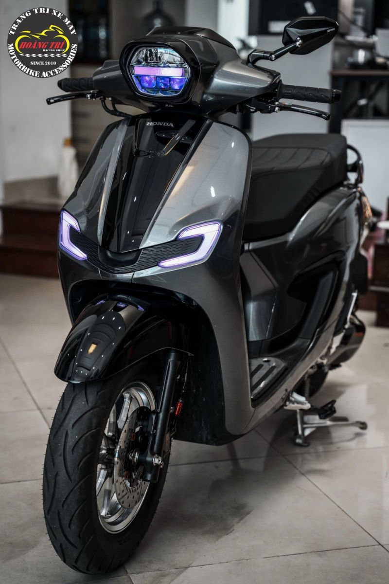 Tổng thể Honda Stylo 160 thêm cá tính sau khi nâng cấp đèn bi cầu Aozoom Extra 3