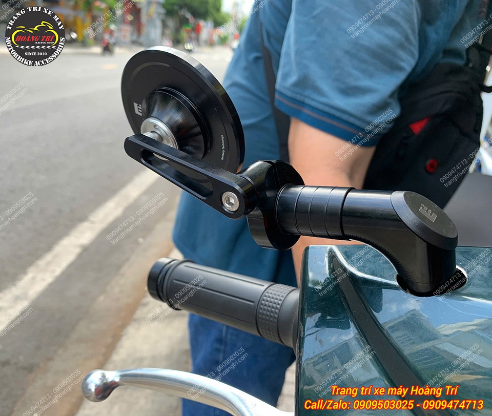 Góc nghiêng kiếng hậu kiểu Motogadget tròn mang đến tầm nhìn ổn định và ngoại hình cao cấp hơn