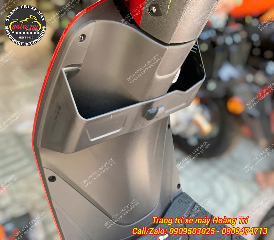 Nên trang bị cùng với móc treo nhôm CNC để mang đến sự nổi bật hơn cho xế cưng của bạn