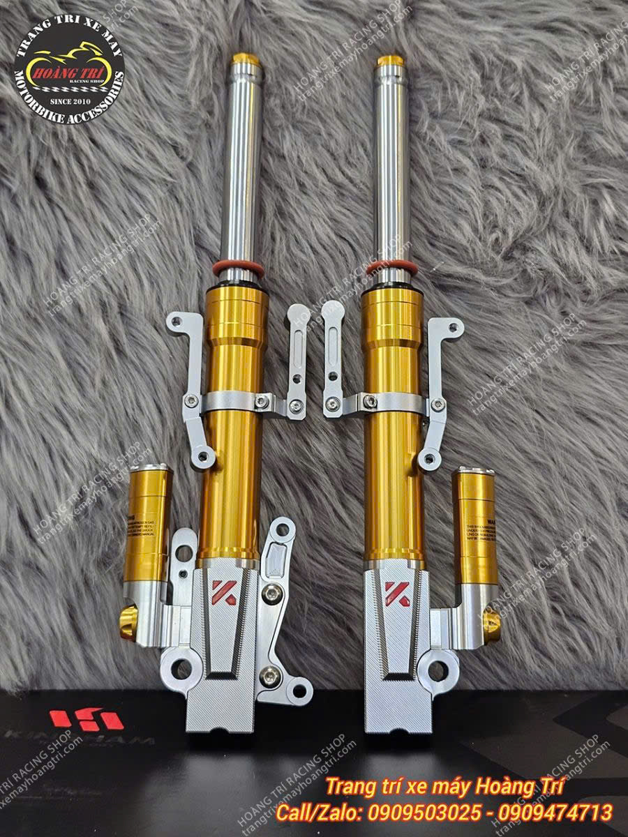 Cận cảnh phuộc trước Kingham màu vàng Honda UC3, hoàn thiện CNC sắc nét và bình dầu nổi bật