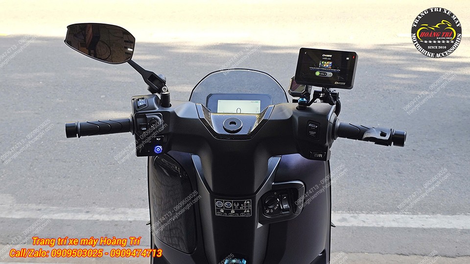 Góc lái Honda UC3 kết hợp kính hậu kiểu cùng màn hình Chigee, tăng tiện ích sử dụng
