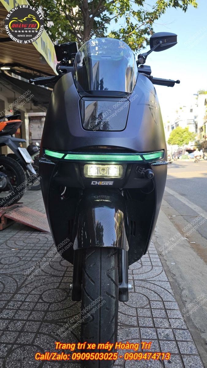 Dán Decal đèn (có nhiều màu sắc khác) giúp Honda UC3 tạo điểm nhấn nổi bật và khác biệt hơn