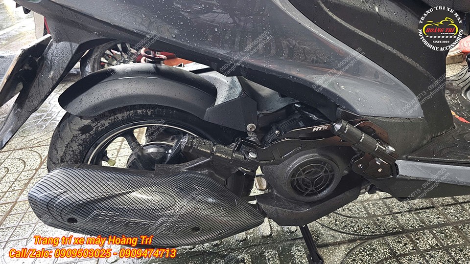 Diện mạo mới khi trang bị gác chân phụ HTR trê Freego S trông xe cứng cáp hơn