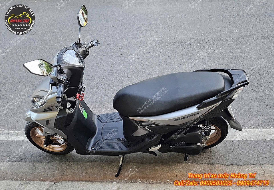 Toàn cảnh Yamaha Gear sau khi lắp móc treo đồ, bổ sung tiện ích mà vẫn giữ nét gọn gàng