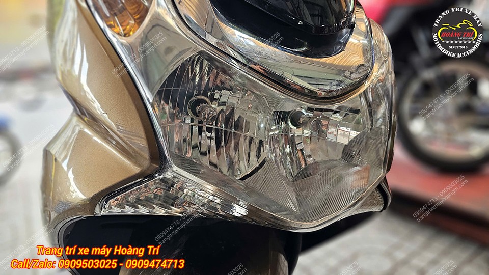 Cụm đèn pha HMA mới sở hữu mặt kính trong trẻo, giúp phần đầu xe trông mới hơn